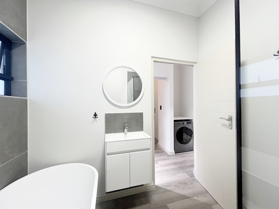 To Let 2 Bedroom Property for Rent in Brackenfell South Western Cape